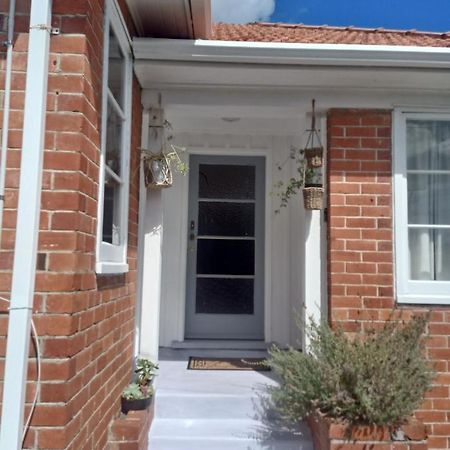 Little Gem - City Centre Apartment Hamilton Exterior photo